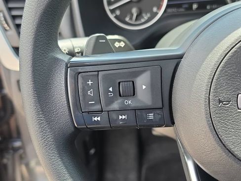 Certified 2023 Nissan Rogue S AWD/4WD image 29