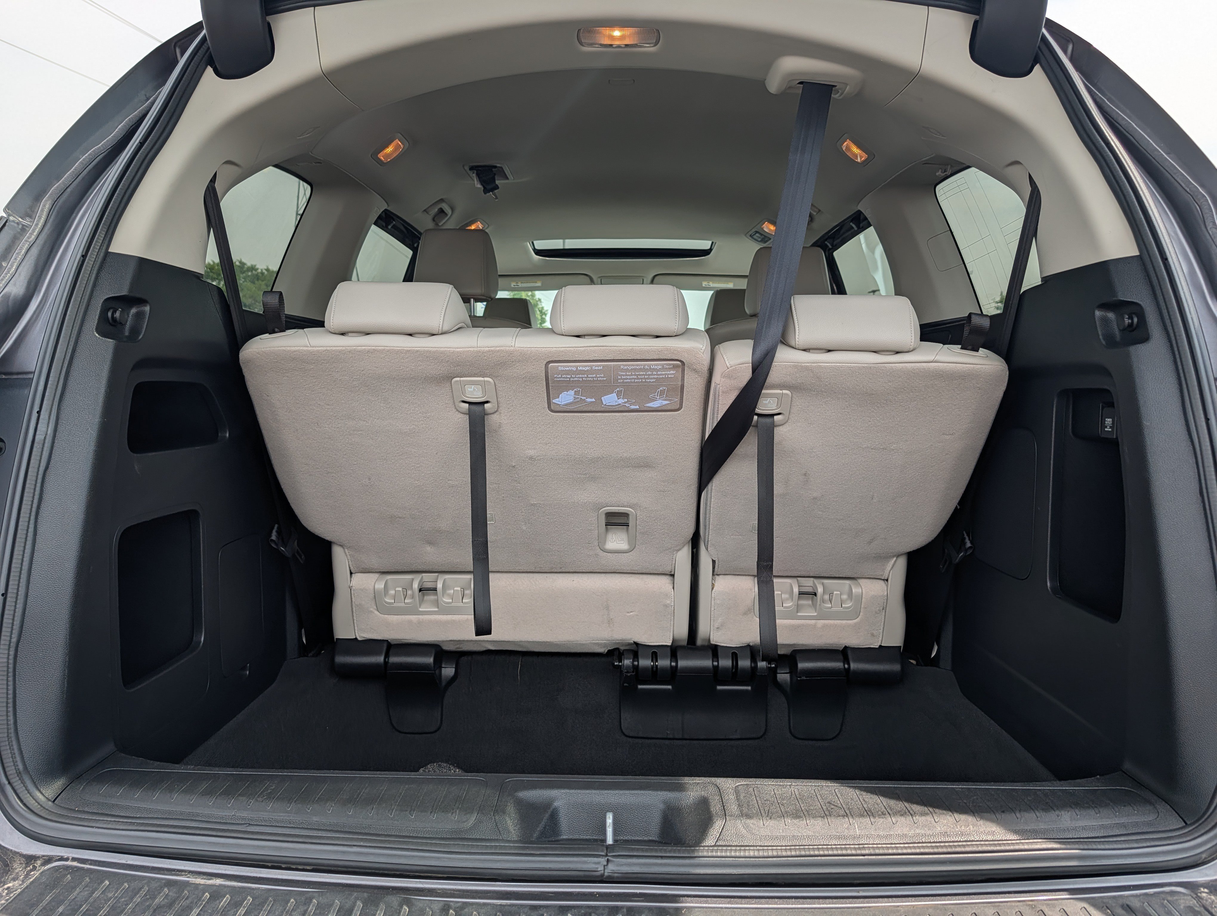 Used 2025 Honda Odyssey EX-L image 18