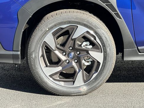 New 2025 Subaru Crosstrek 2.5i Limited w/ Popular Package #3A image 25