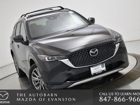 New 2025 MAZDA CX-5 Signature image 2