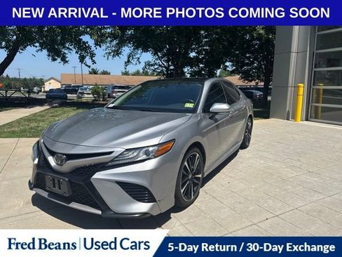 Used 2019 Toyota Camry XSE FWD image 8