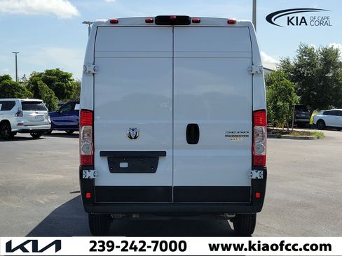 Used 2025 RAM ProMaster 2500 w/ Convenience Group FWD image 5
