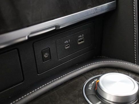 Used 2024 INFINITI QX80 Luxe image 22