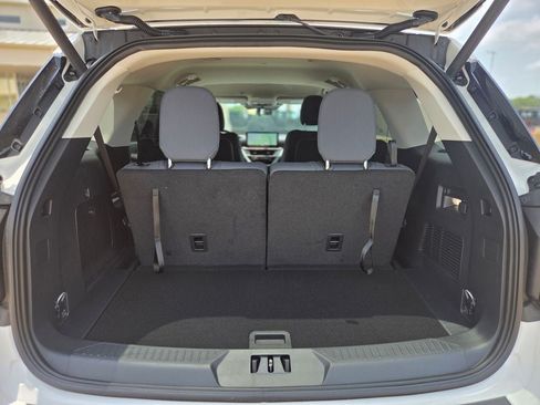New 2026 Ford Explorer Active RWD image 21
