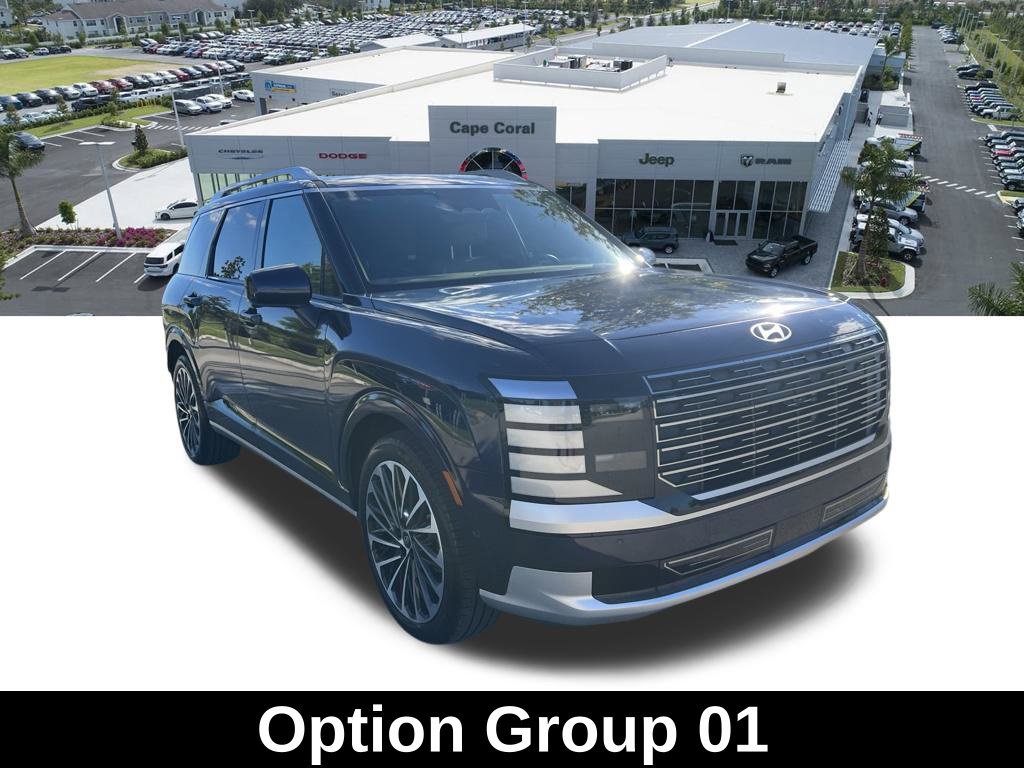 Used 2026 Hyundai Palisade Calligraphy FWD image 3