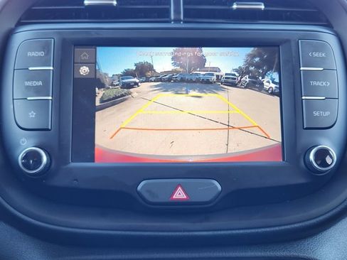 Certified 2024 Kia Soul LX image 17