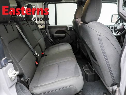 Used 2023 Jeep Wrangler Unlimited w/ 8.4" Radio Group image 23