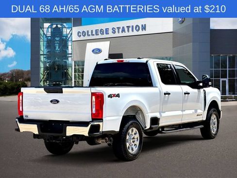 Used 2024 Ford F250 XLT AWD/4WD image 4
