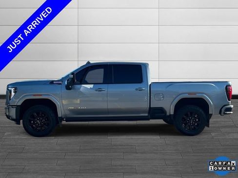 Used 2024 GMC Sierra 2500 AT4 w/ AT4 Premium Plus Package AWD/4WD image 6