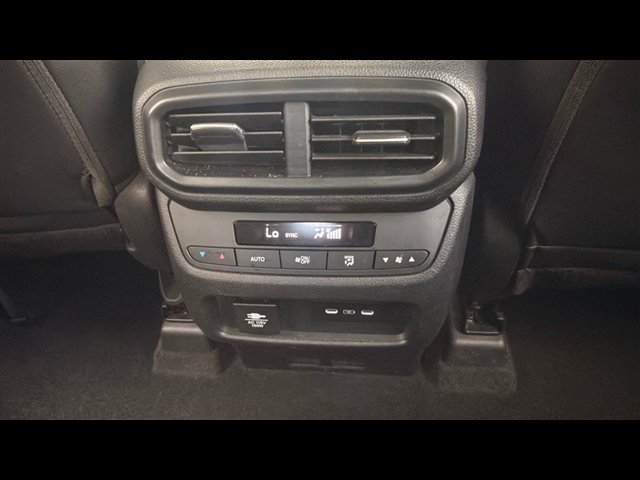Certified 2025 Honda Pilot TrailSport image 36