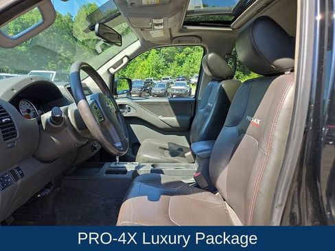 Used 2012 Nissan Frontier PRO-4X w/ Pro-4x Luxury Pkg AWD/4WD image 2