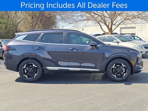 New 2026 Kia Sportage EX FWD image 2