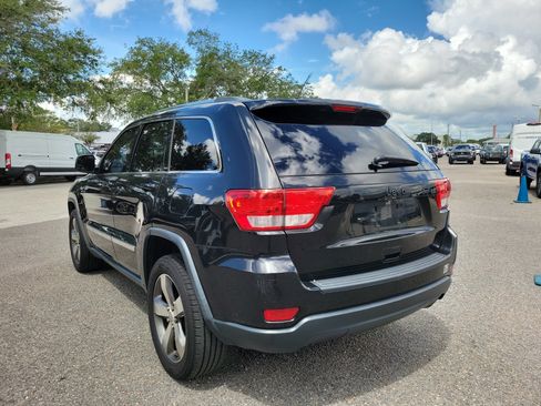 Used 2013 Jeep Grand Cherokee Laredo RWD image 4