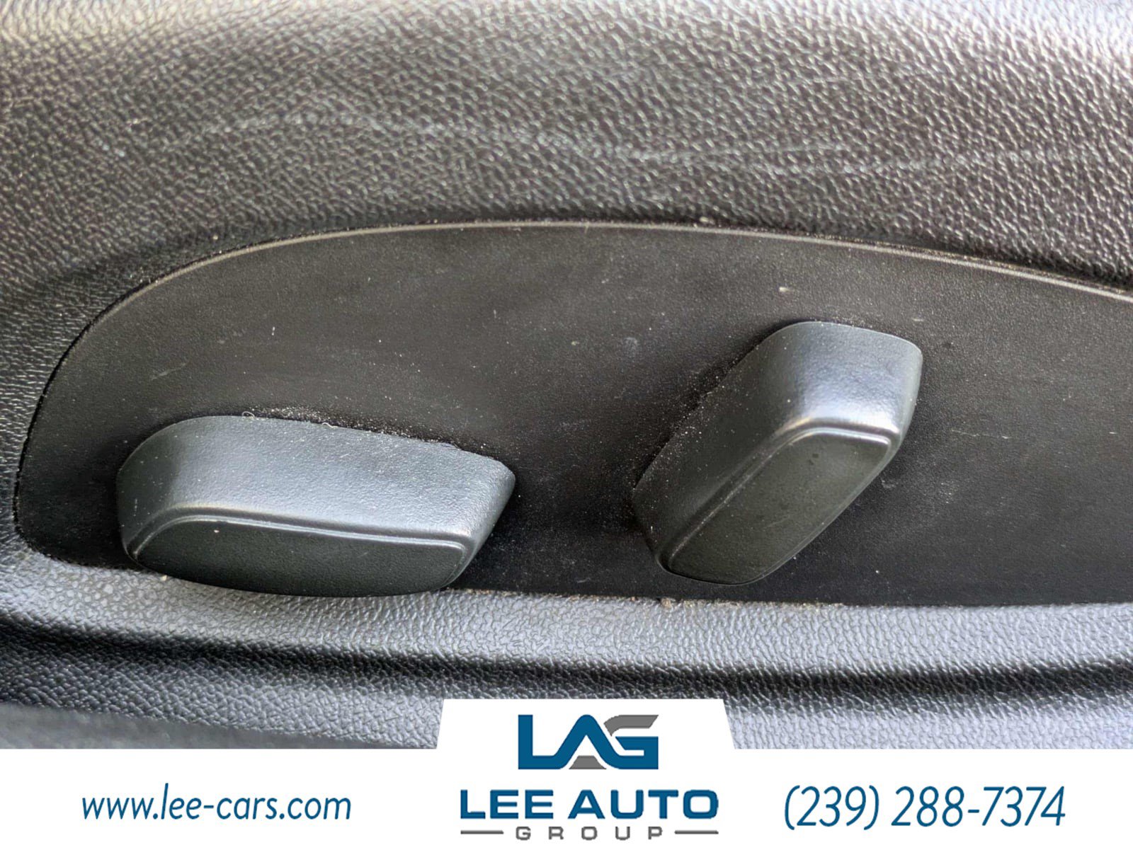 Used 2018 Chevrolet Camaro LT RWD image 15
