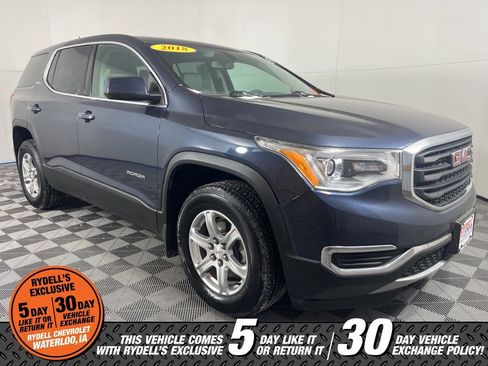 Certified 2018 GMC Acadia SLE w/ LPO, Black Accent Package image 1