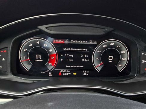 Used 2021 Audi Q7 3.0T Premium Plus w/ Premium Plus Package AWD/4WD image 28