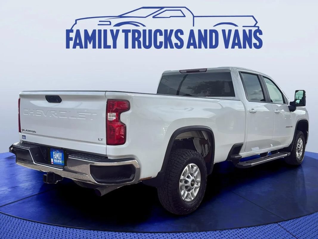 Used 2024 Chevrolet Silverado 2500 LT w/ Convenience Package AWD/4WD image 5