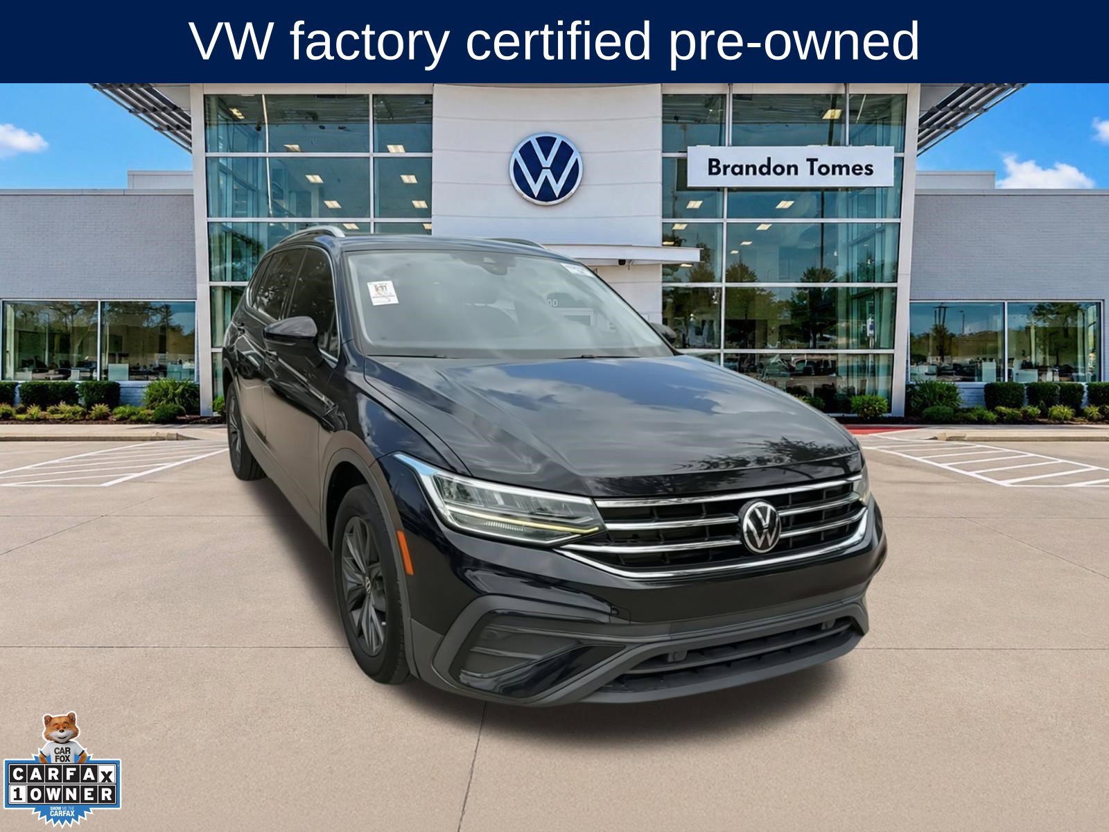 Used 2022 Volkswagen Tiguan SE FWD image 2