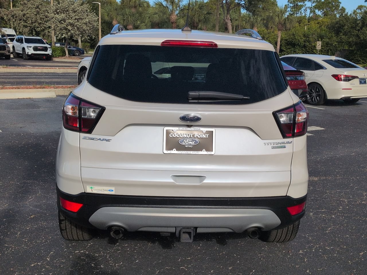 Used 2018 Ford Escape Titanium w/ Ford Safe & Smart Package FWD image 5
