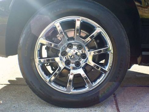 Used 2021 GMC Yukon XL Denali w/ Denali Premium Package image 53