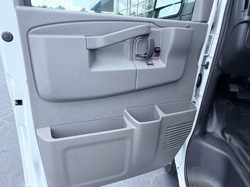 New 2026 Chevrolet Express 2500 w/ Driver Convenience Package RWD image 24