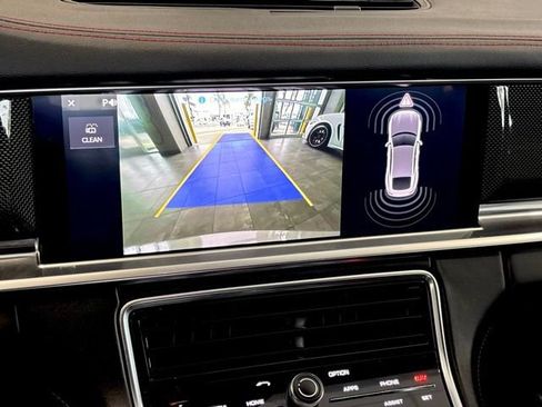 Used 2019 Porsche Panamera GTS AWD/4WD image 25