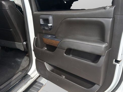 Used 2019 GMC Sierra 2500 Denali w/ Duramax Plus Package AWD/4WD image 13