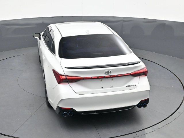 Used 2019 Toyota Avalon Touring FWD image 26