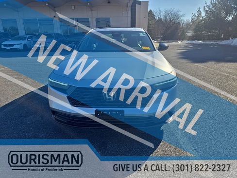 Used 2024 Honda Accord Sport image 3