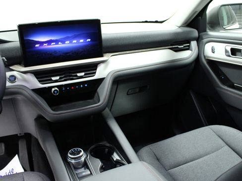 New 2026 Ford Explorer Active image 20