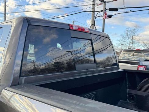 Used 2018 RAM 1500 Big Horn image 6