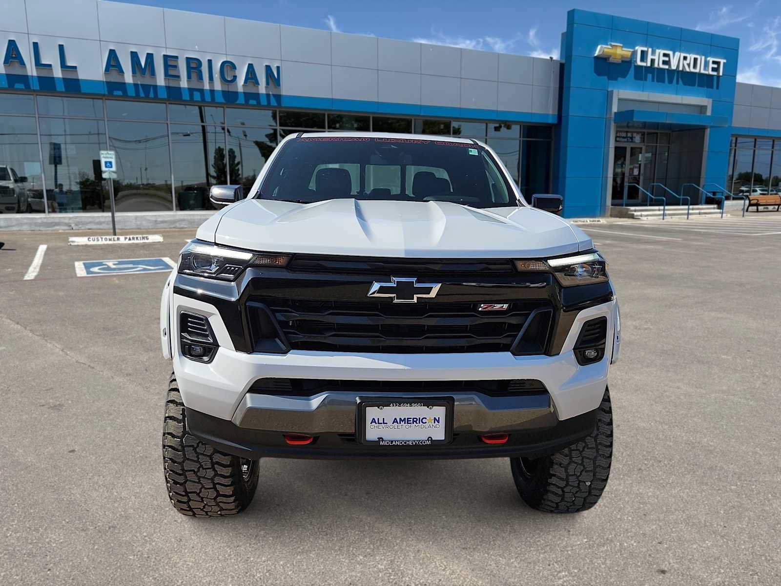 New 2026 Chevrolet Colorado Z71 w/ Z71 Convenience Package 2 AWD/4WD image 3