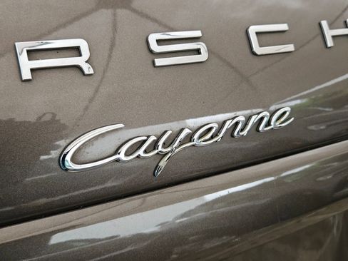 Used 2013 Porsche Cayenne AWD/4WD image 10