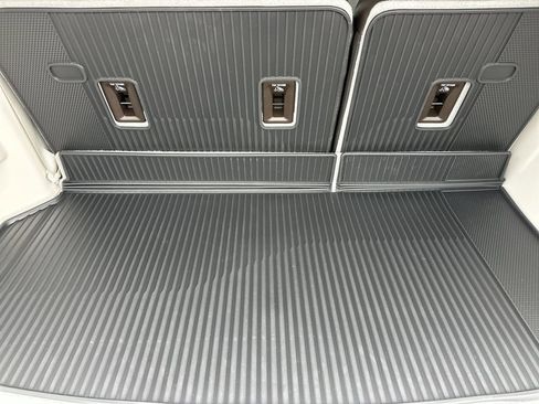 New 2026 GMC Acadia Denali w/ Super Cruise Package image 15