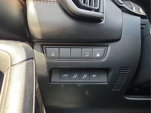 Used 2025 MAZDA CX-50 AWD 2.5 Hybrid w/ Premium Pkg image 19