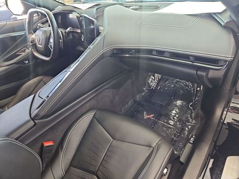 Used 2023 Chevrolet Corvette Stingray Preferred Conv w/ Z51 Performance Package RWD image 24