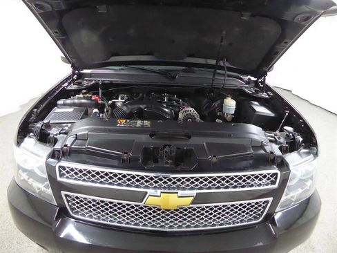 Used 2013 Chevrolet Avalanche LTZ image 33