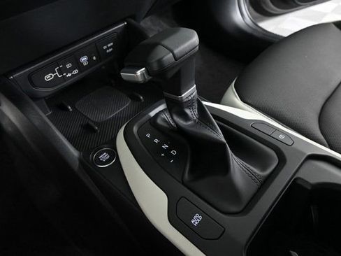 New 2025 Kia K4 GT-Line Turbo image 3