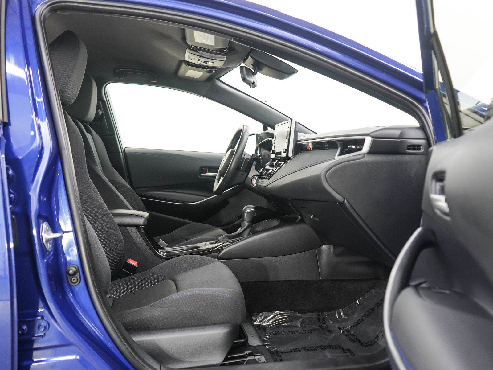 Used 2021 Toyota Corolla SE FWD image 11