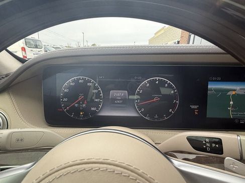 Used 2019 Mercedes-Benz S 450 Sedan image 25