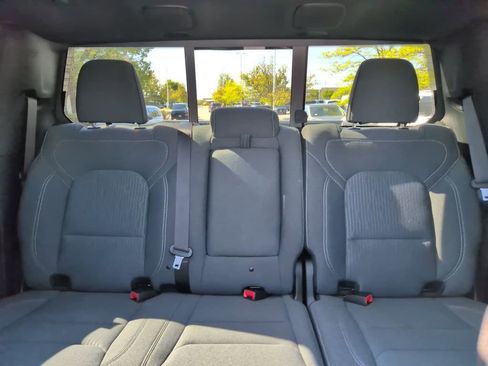Used 2023 RAM 1500 Big Horn AWD/4WD image 35