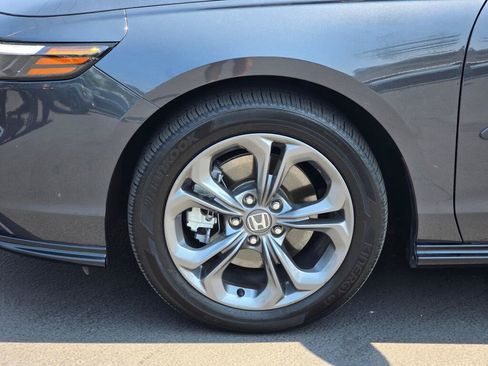 Used 2023 Honda Accord EX-L image 17