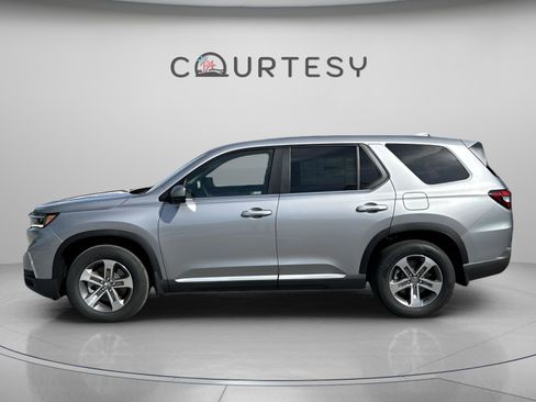 Used 2024 Honda Pilot EX-L image 4