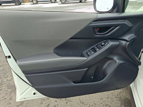 Used 2024 Subaru Crosstrek 2.0i Premium image 14