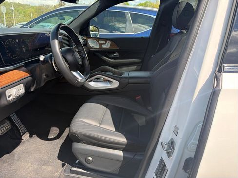 Used 2025 Mercedes-Benz GLS 450 4MATIC image 20