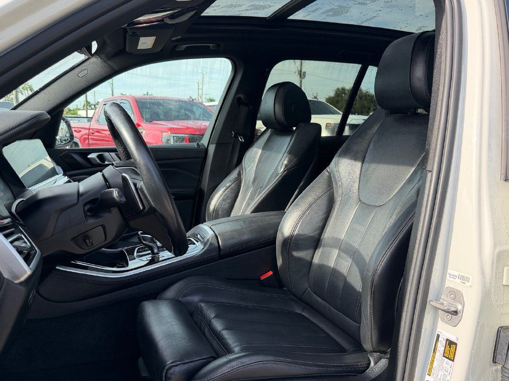 Used 2020 BMW X5 xDrive40i w/ Convenience Package AWD/4WD image 9