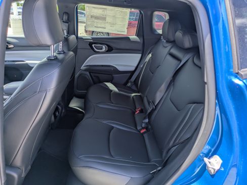 New 2026 Jeep Compass Limited AWD/4WD image 13