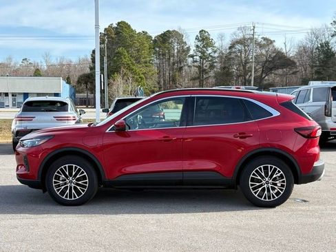 New 2025 Ford Escape SE w/ PHEV Premium Package image 2