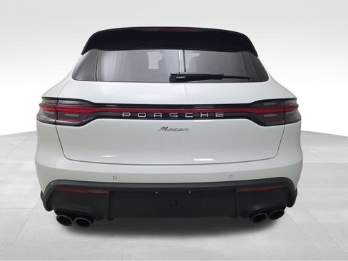 Used 2024 Porsche Macan image 8