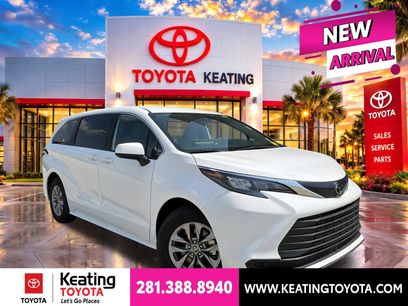 Certified 2026 Toyota Sienna LE